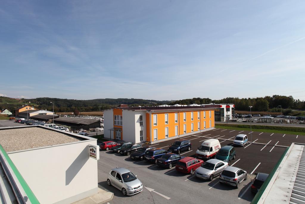 Fair-Price-Hotel Bad Waltersdorf Exterior photo